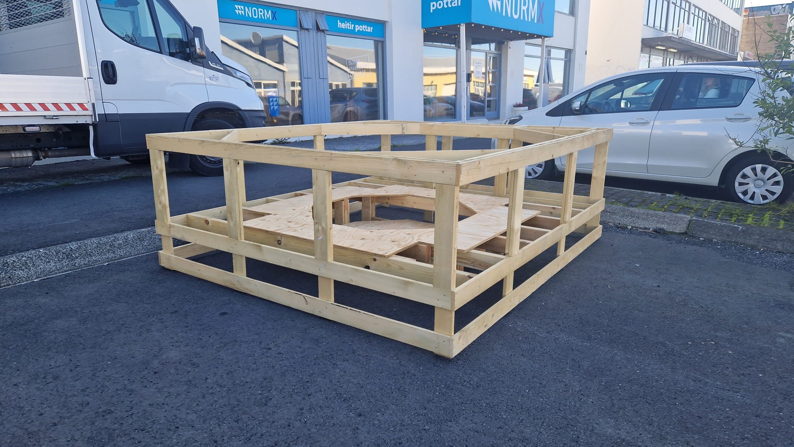 Burðagrind fyrir Grettislaug