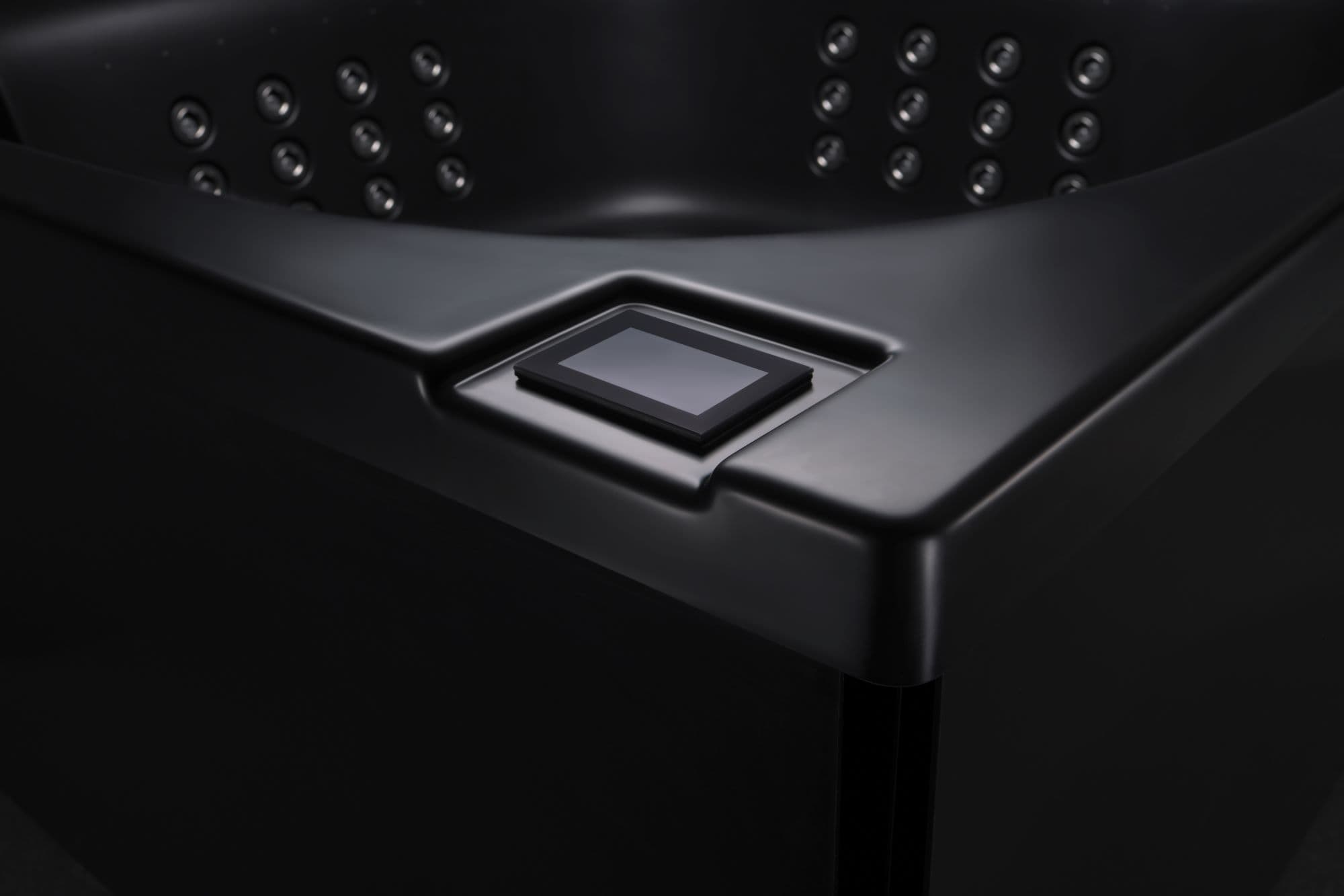 Lumispa L - Hvítur pottur með svartri álklæðningu.